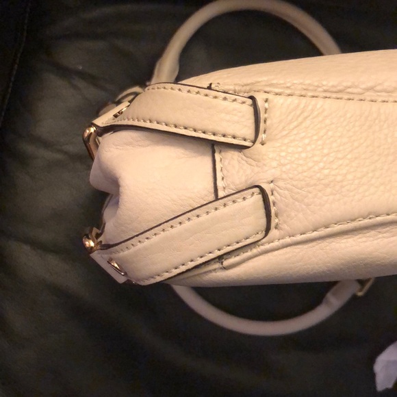Michael Kors Purse - Picture 6 of 8